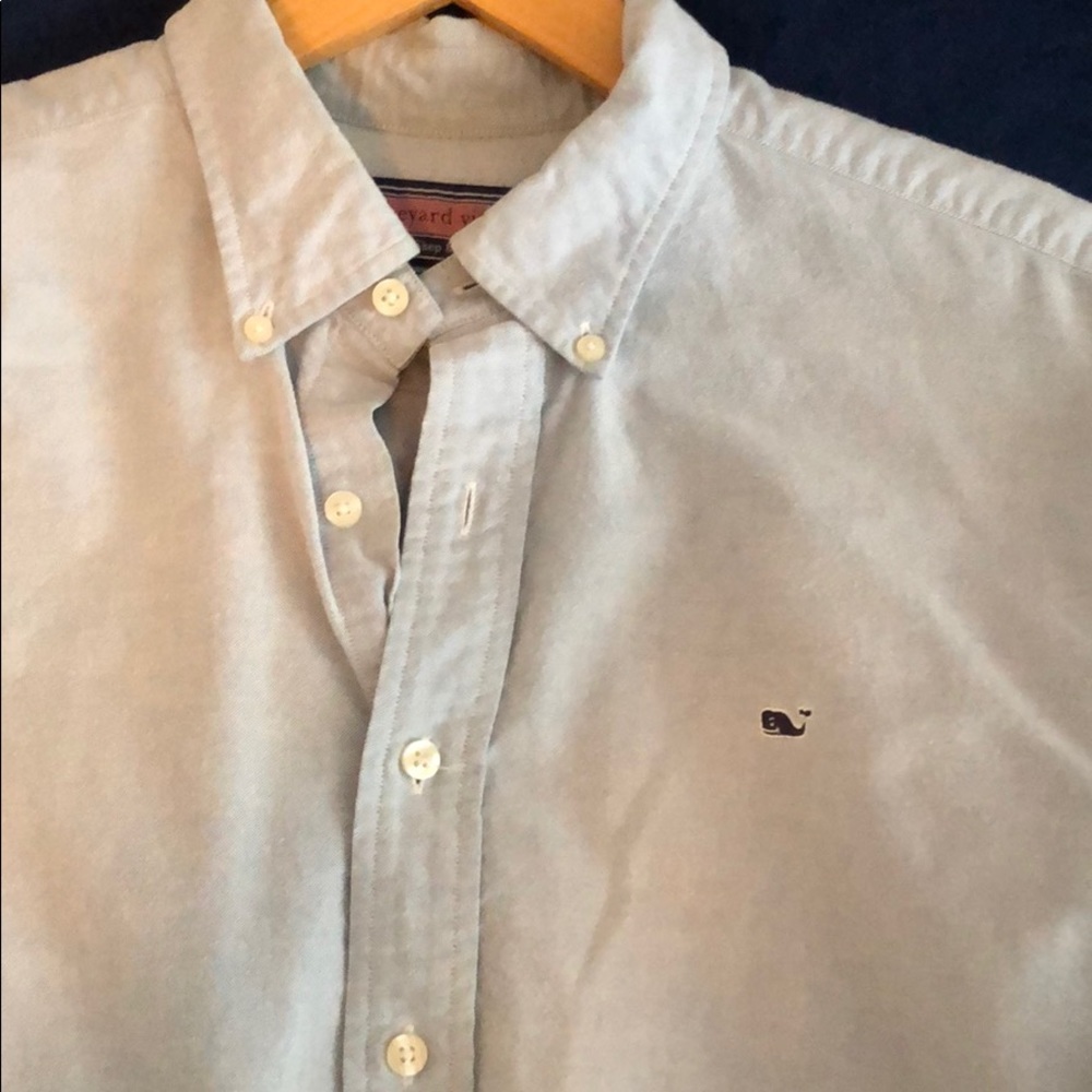 Vineyard Vines Button Down - image 1